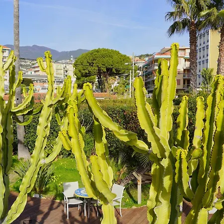VILLA RITA SEA FRONT VIEW SANREMO - Parcheggio gratuito in struttura-3